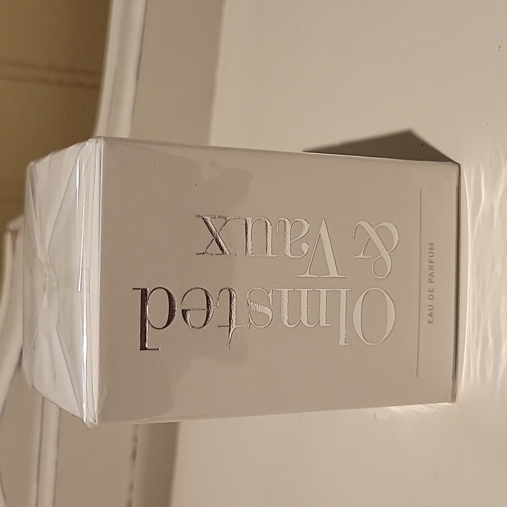 PHLUR PERFUME OLMSTED AND VAUX